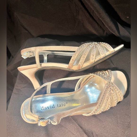 ***** SOLD ***** - Picture 4 of 9